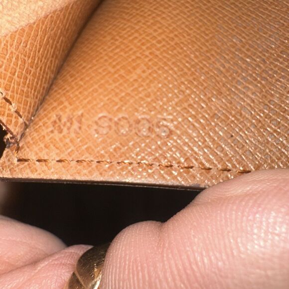 Authentic LOUIS VUITTON Brown Monogram Porte Tresor Sarah Flap Vintage Wallet - Picture 5 of 9